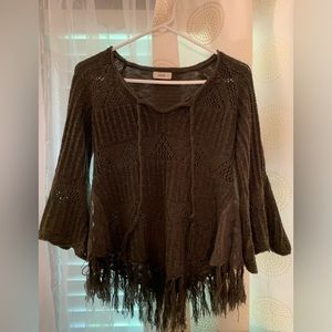 Womens Lightweight Fringed Sweater